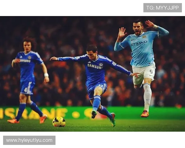 苏亚雷斯与本泽马：技术型中锋的两种路径解析